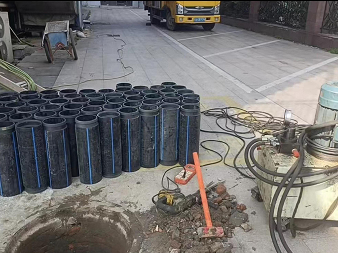 祥符PE置换管厂家 DN315置换管 非开挖管短管置换